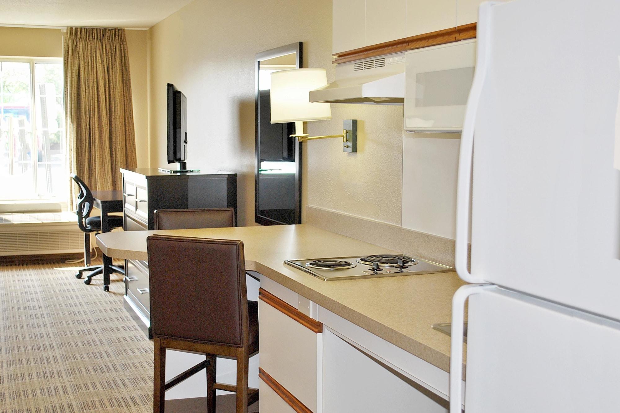Extended Stay America Suites - St Louis - Westport - Central Мериленд Хайтс Екстериор снимка