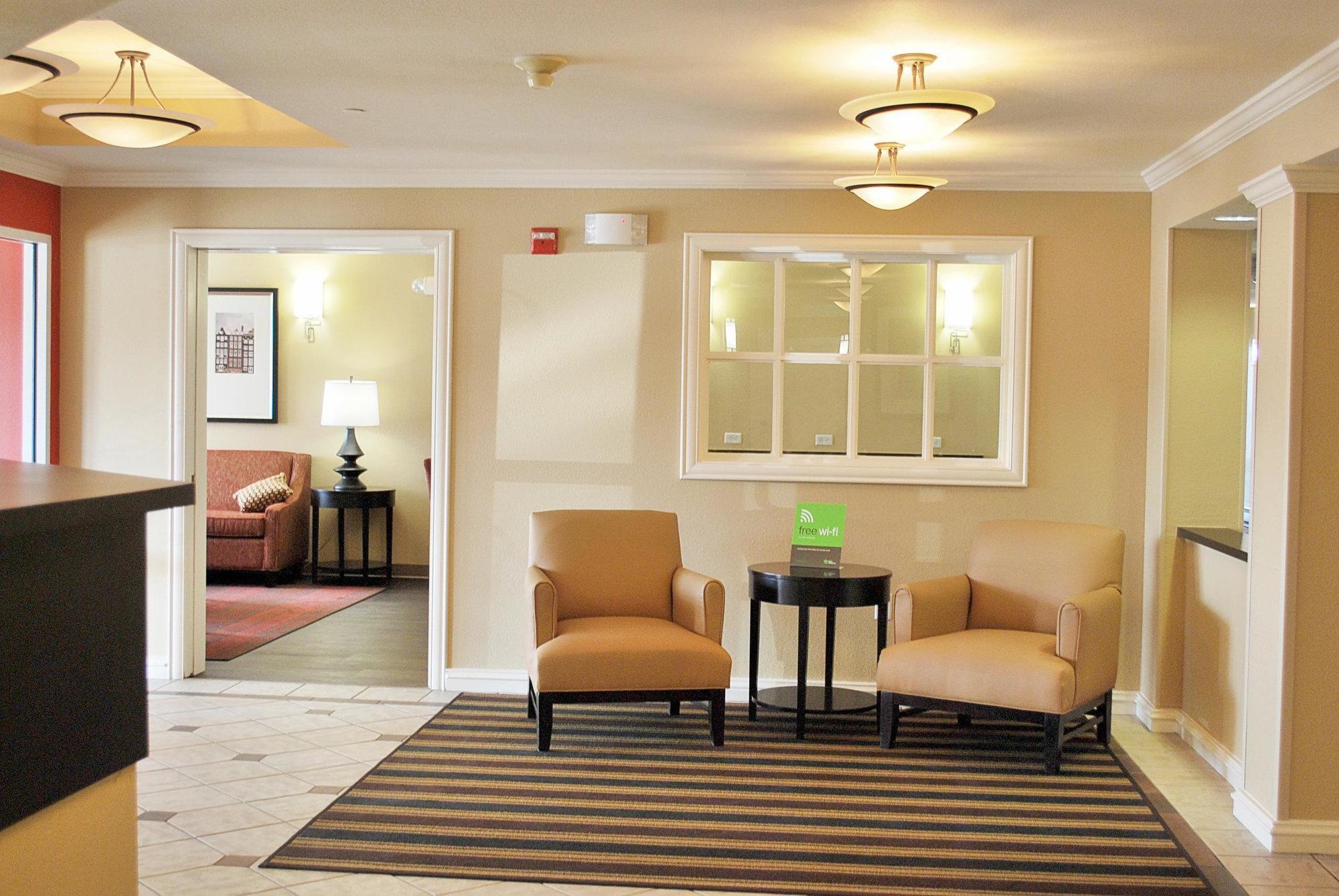 Extended Stay America Suites - St Louis - Westport - Central Мериленд Хайтс Екстериор снимка