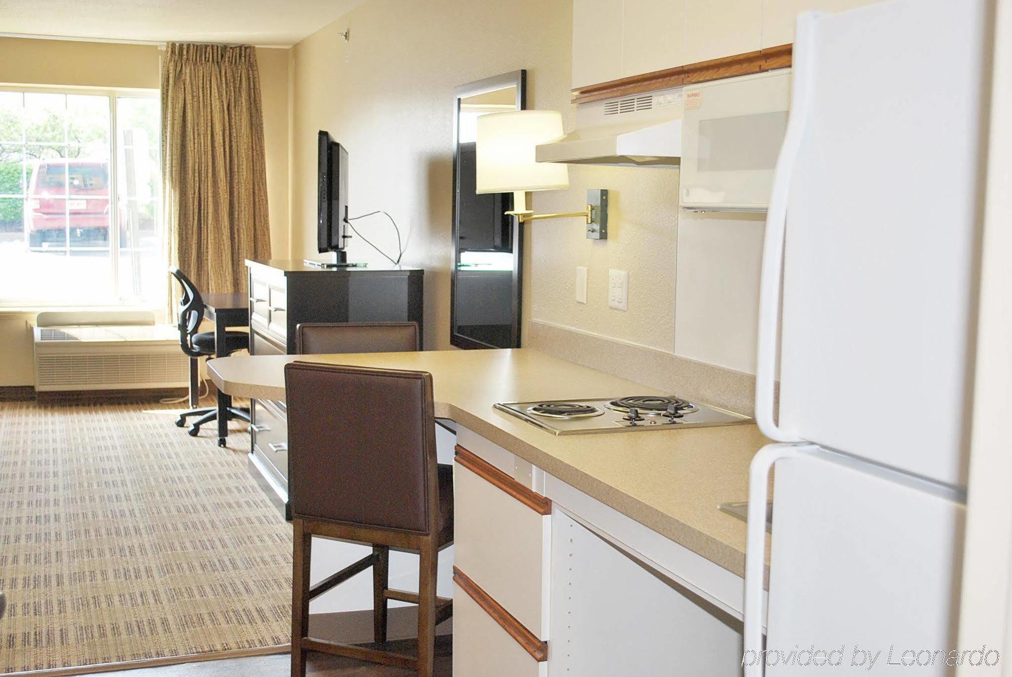 Extended Stay America Suites - St Louis - Westport - Central Мериленд Хайтс Екстериор снимка